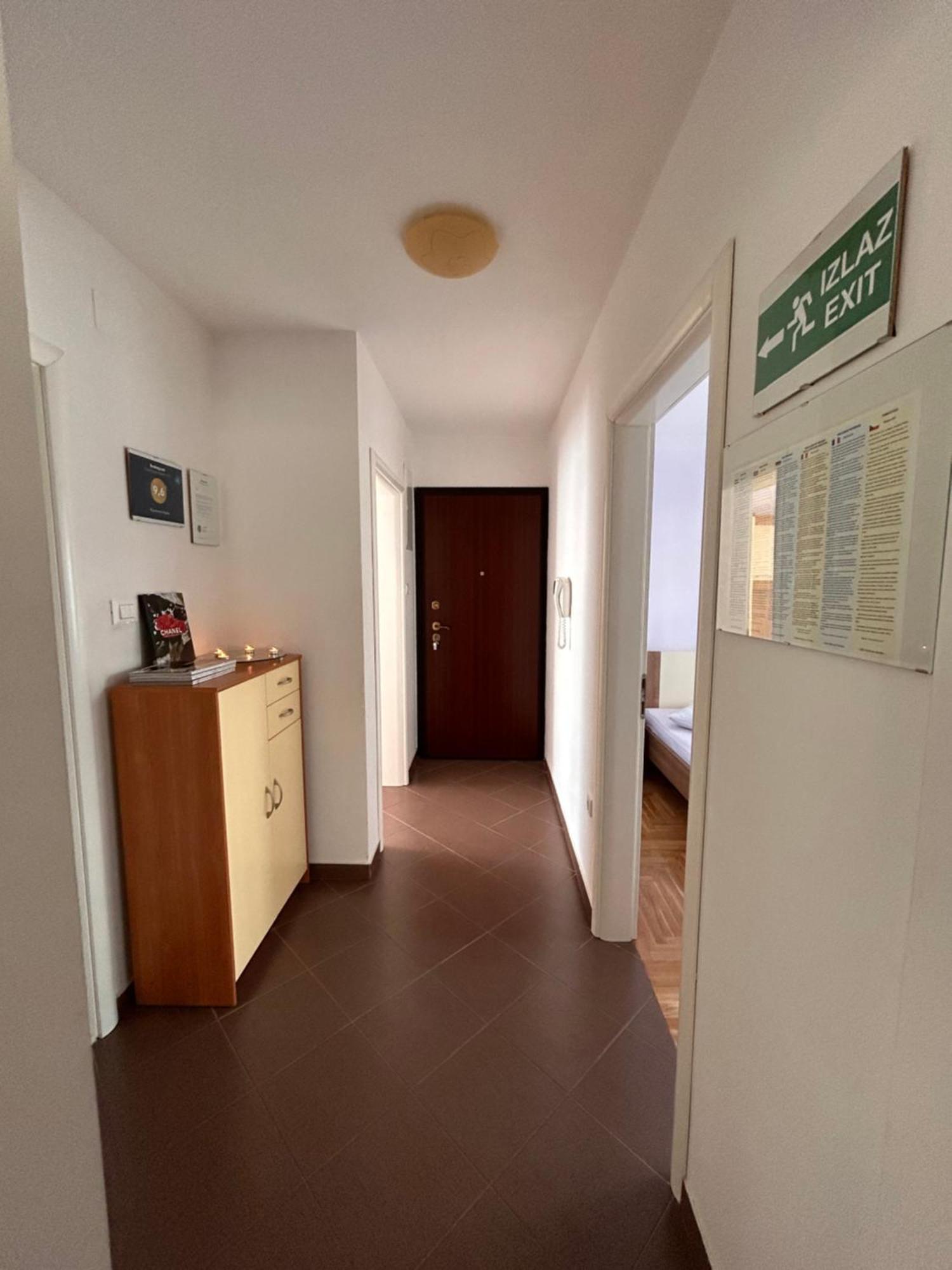 Apartment Agata Trogir Eksteriør billede